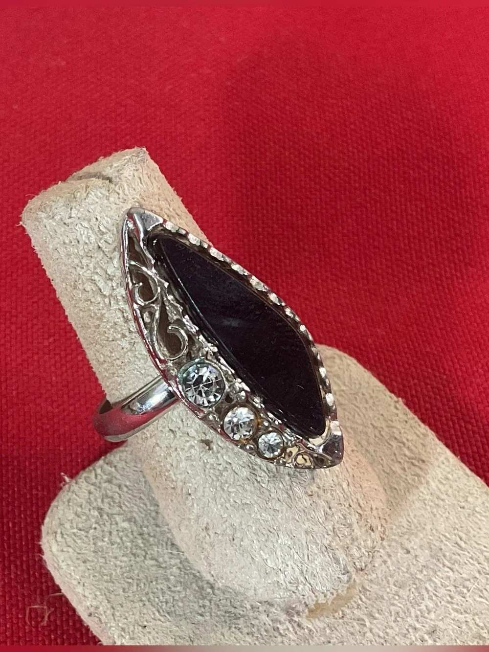 Vintage Emmons Black Marquise Cabochon Rhinestone Adjustable Ring Silver Tone Co